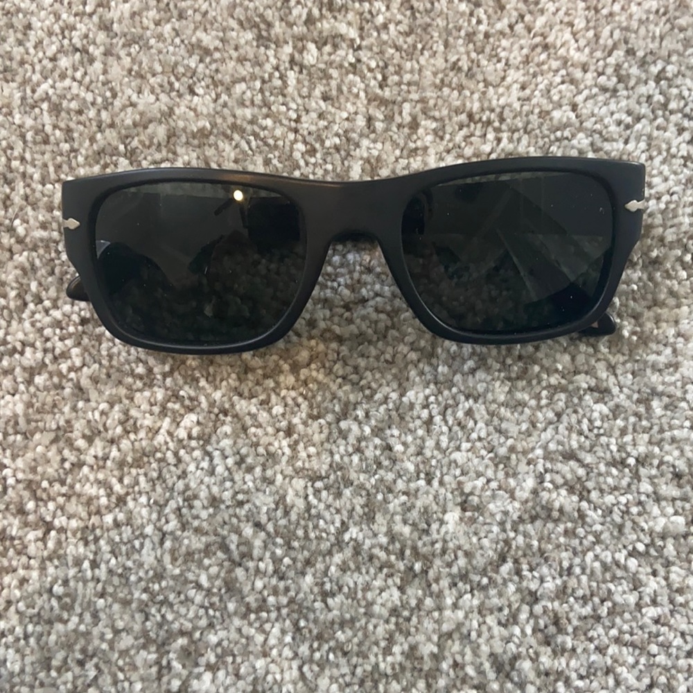 PERSOL men’s black polarized sunglasses